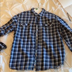 Men’s casually blue checkered button down